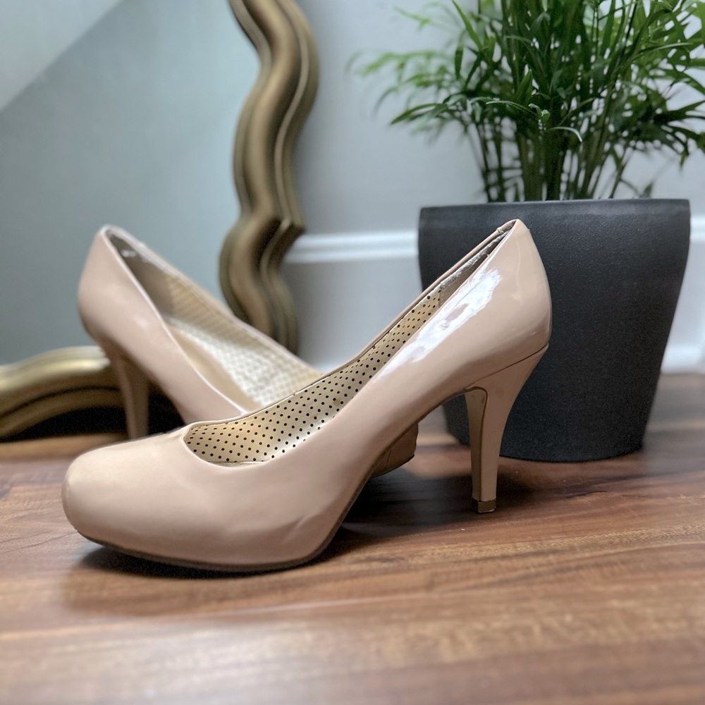 Madden Girl Nude Heels - 8.5